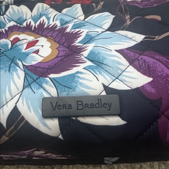 Vera Bradley Navy Flower Medium Cosmetic Bag. - Picture 4 of 6